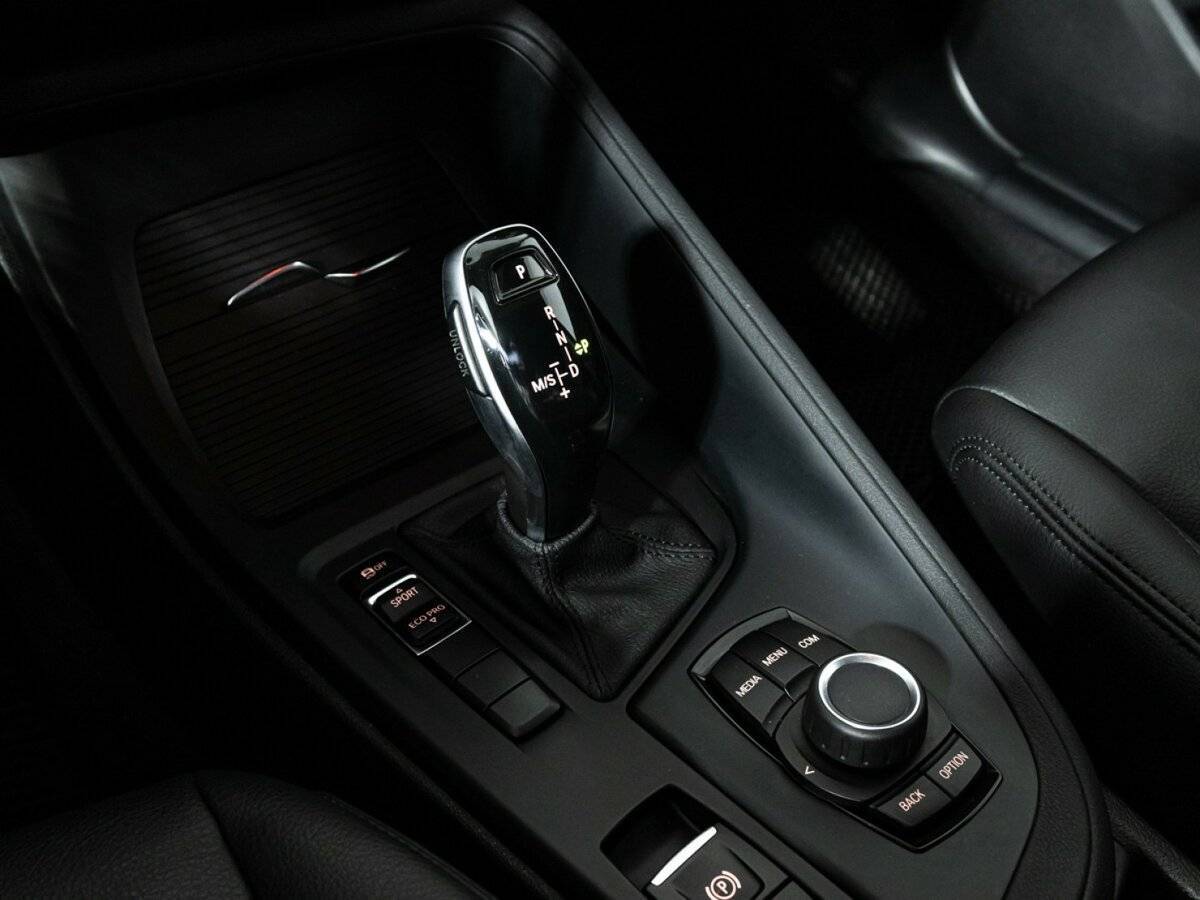 Б/У БМВ Икс1 2018 года. Фото: #17