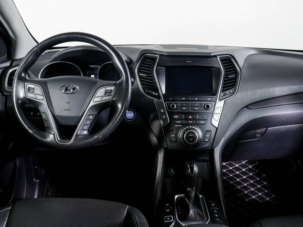 Б/У Хендай Санта Фе 2016 года. Фото: #8