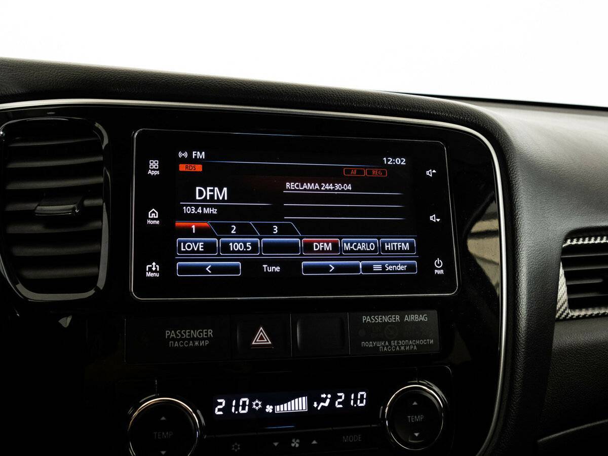 Б/У Митсубиши Оутлэндер 2018 года. Фото: #11