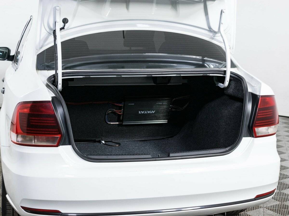 Б/У Фольксваген Поло 2018 года. Фото: #6