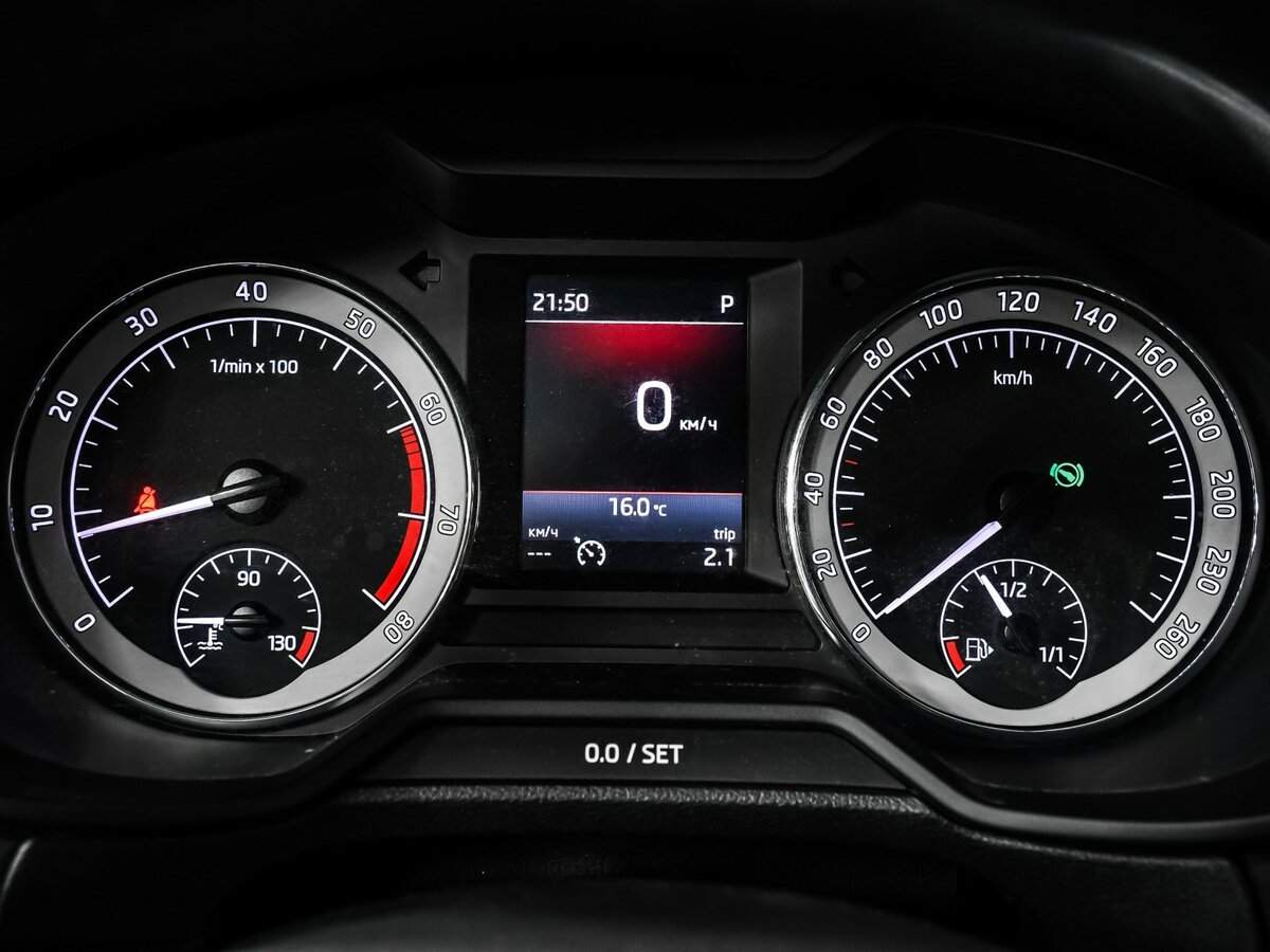 Б/У Шкода Октавия 2018 года. Фото: #9