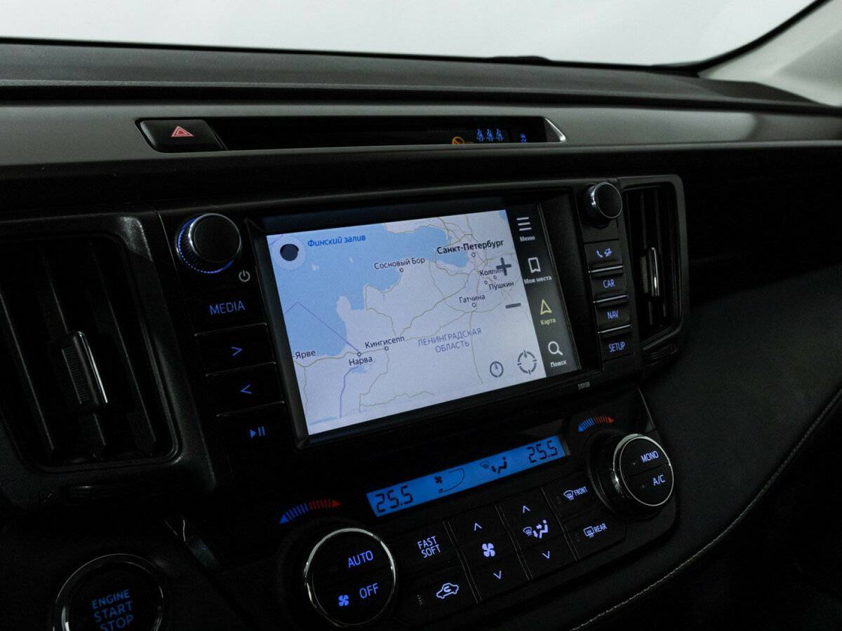 Б/У Тойота Рав4 2018 года. Фото: #15