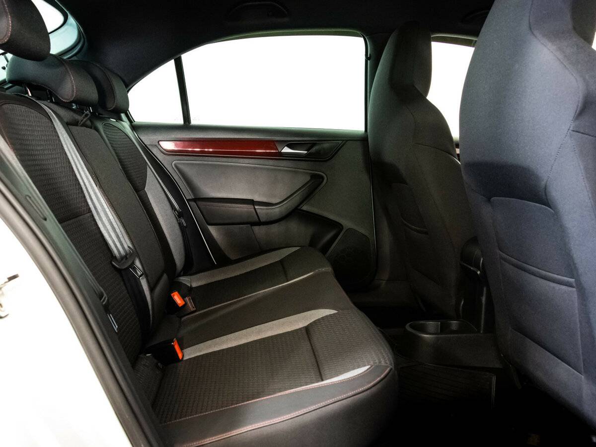 Б/У Фольксваген Поло 2021 года. Фото: #15