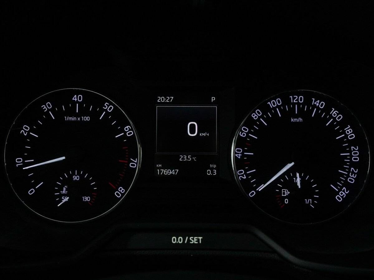 Б/У Шкода Октавия 2016 года. Фото: #11