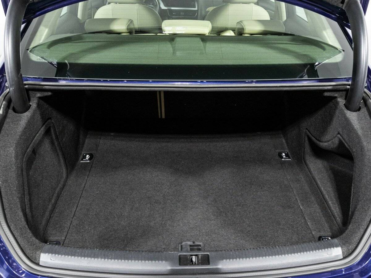 Б/У Ауди А4 2015 года. Фото: #14