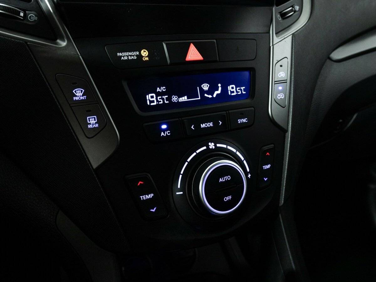 Б/У Хендай Санта Фе 2018 года. Фото: #16