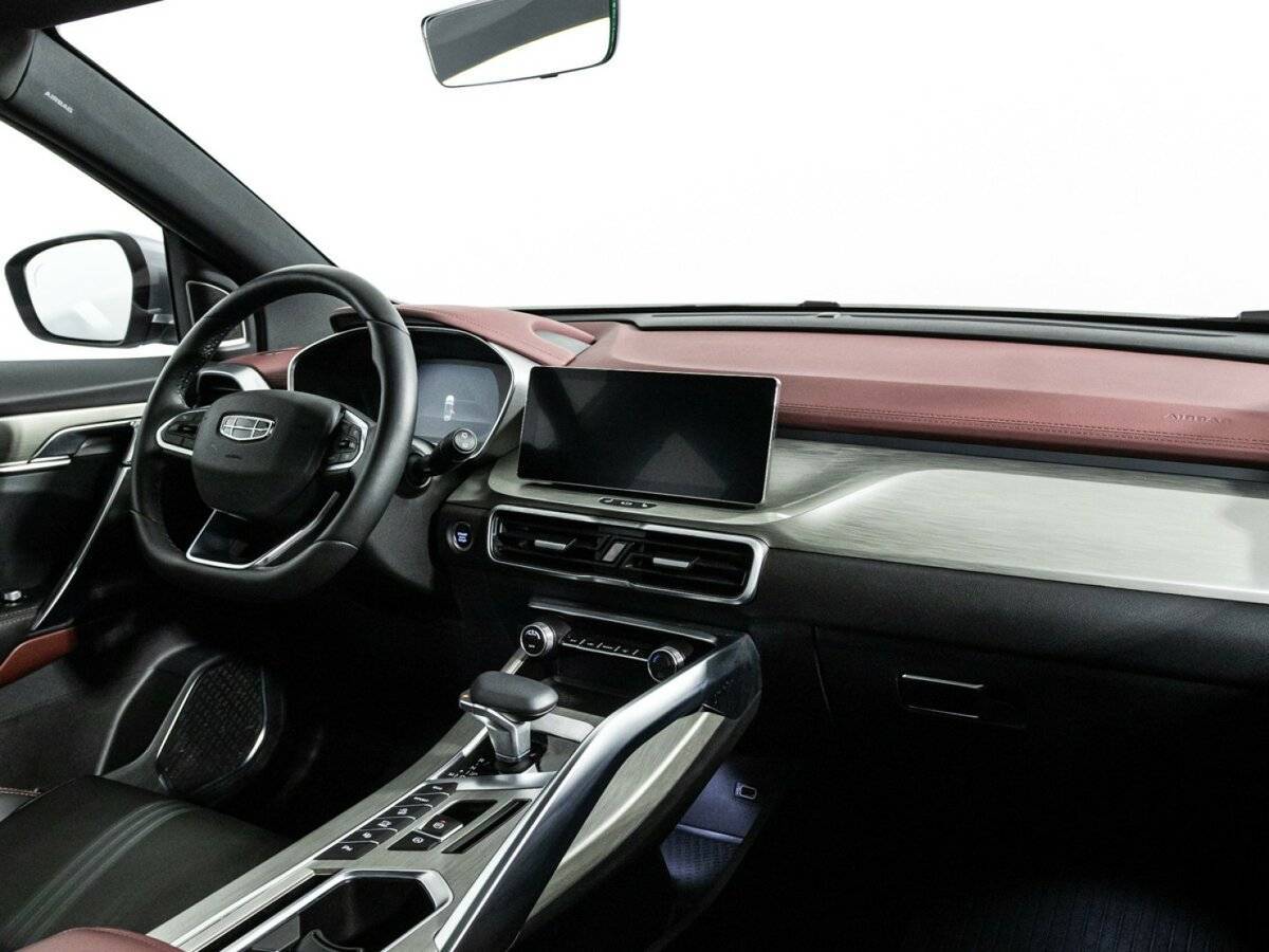 Б/У Джили Кулрэй 2023 года. Фото: #8