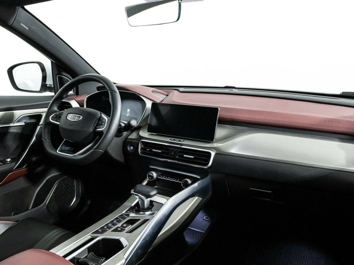 Б/У Джили Кулрэй 2023 года. Фото: #8