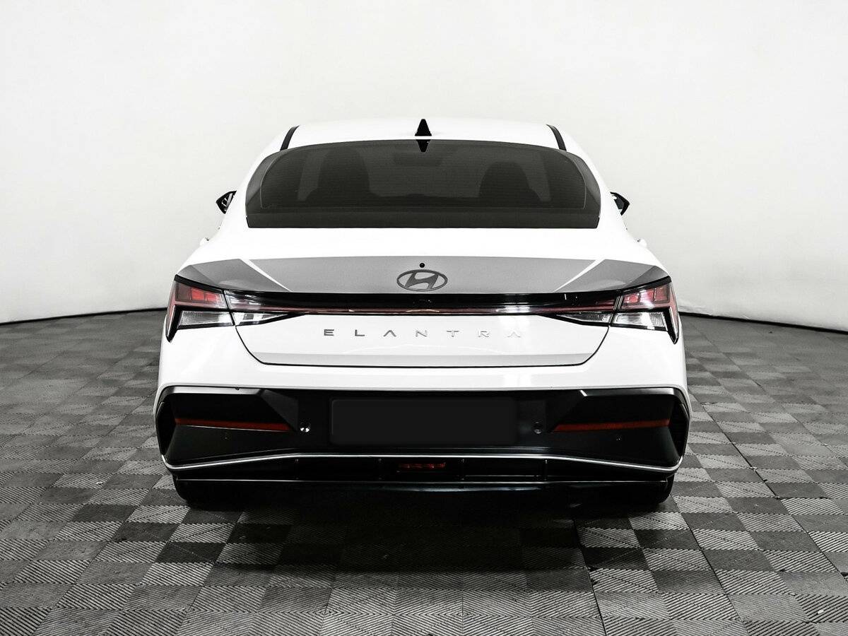 Б/У Хендай Елантра 2023 года. Фото: #5