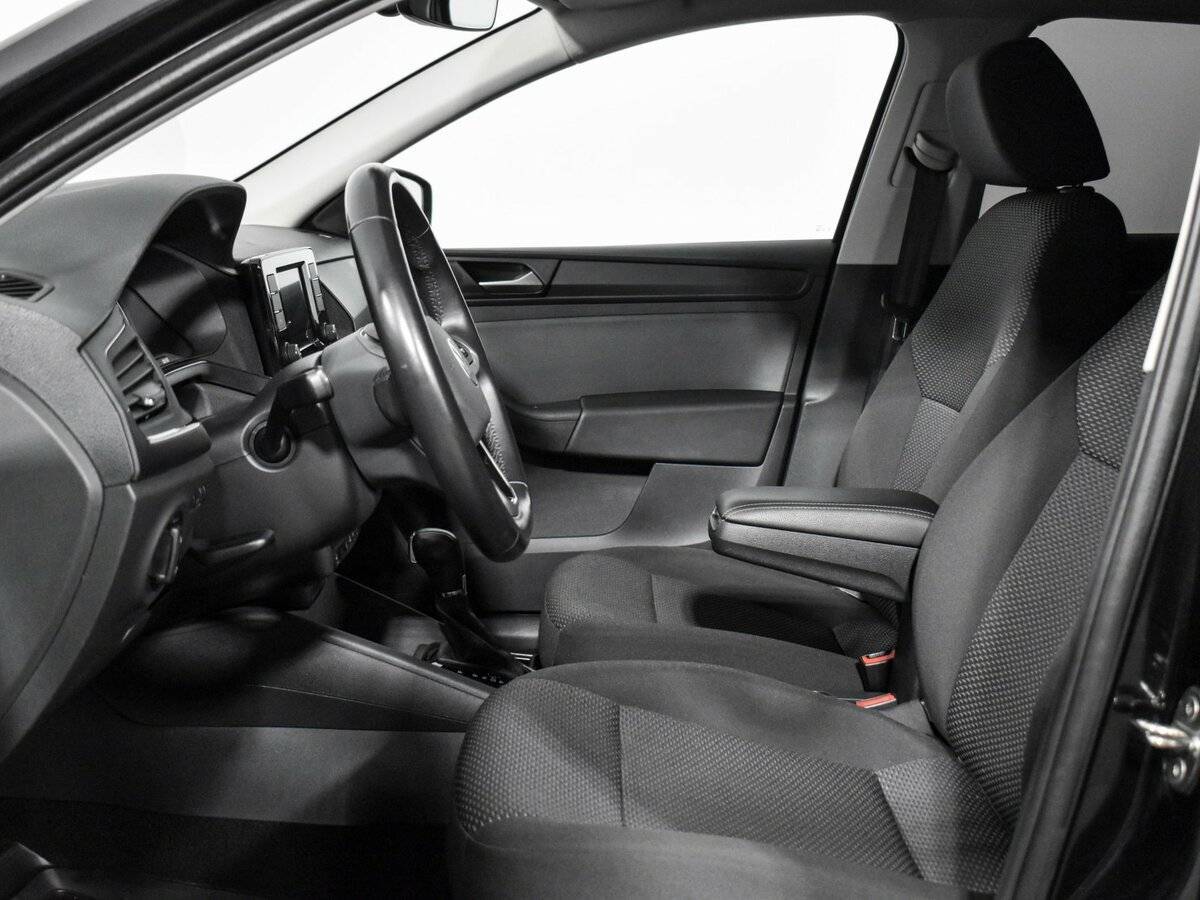 Б/У Фольксваген Поло 2021 года. Фото: #8