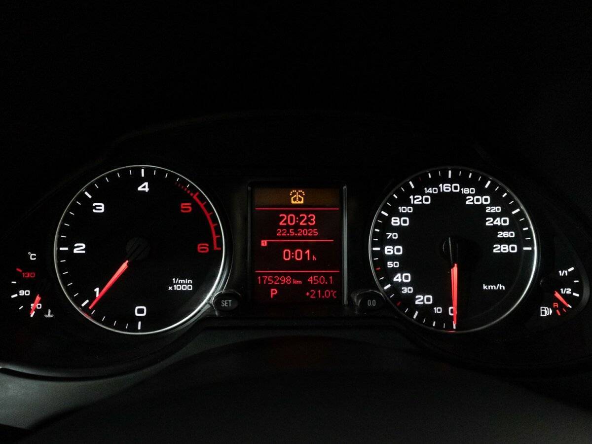 Б/У Ауди К5 2012 года. Фото: #11