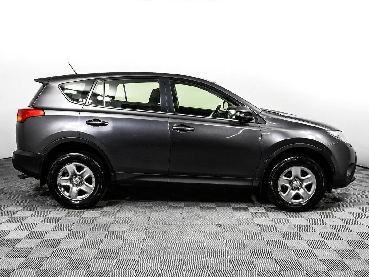 Б/У Тойота Рав4 2013 года. Фото: #3