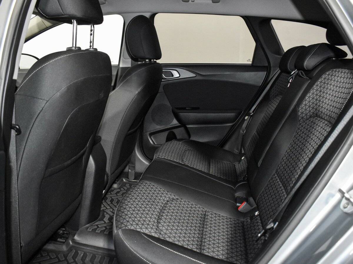 Б/У Киа Сид 2019 года. Фото: #10