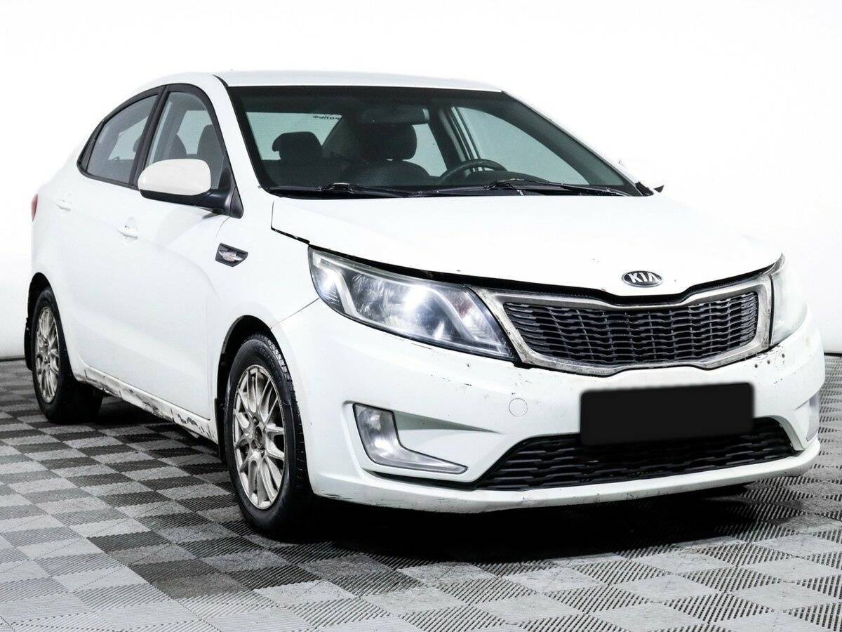 Б/У Киа Рио 2013 года. Фото: #2