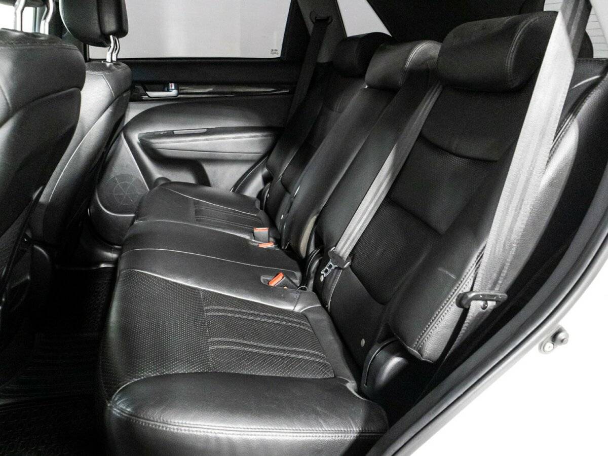 Б/У Киа Соренто 2018 года. Фото: #7