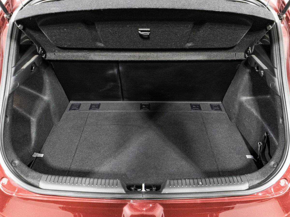 Б/У Хендай ай30 2016 года. Фото: #15