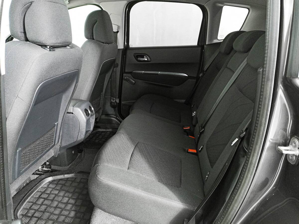 Б/У Пежо 3008 2012 года. Фото: #7