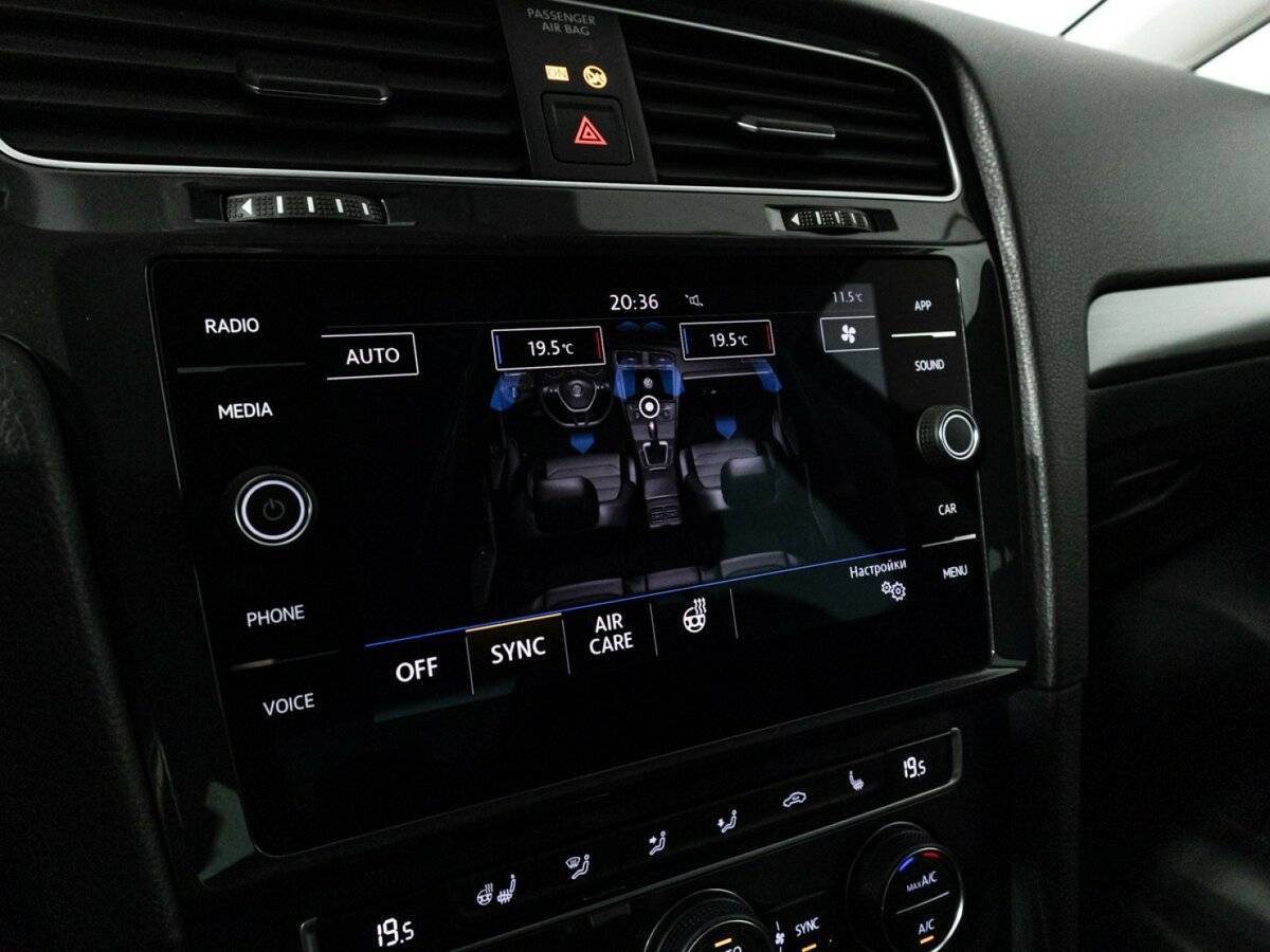 Б/У Фольксваген Гольф 2018 года. Фото: #17