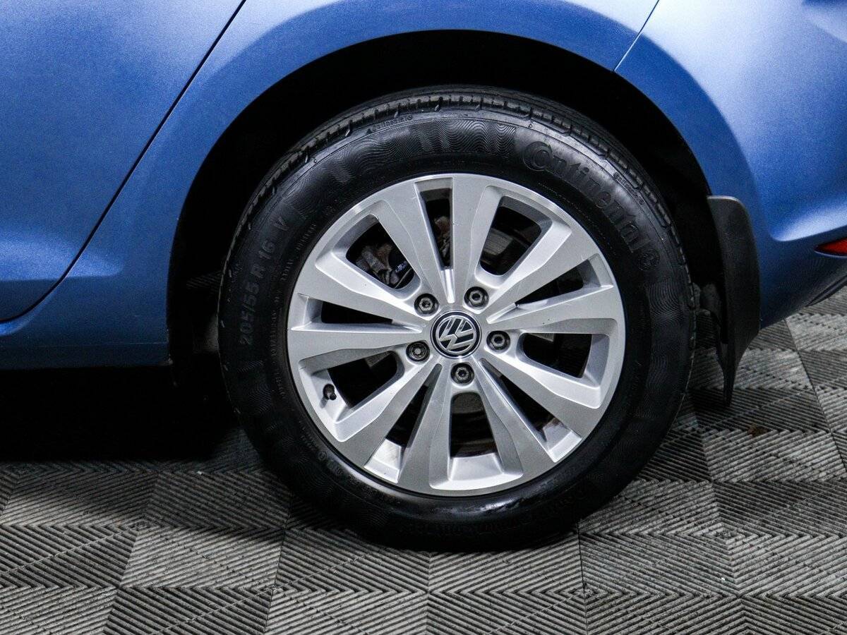 Б/У Фольксваген Гольф 2013 года. Фото: #13