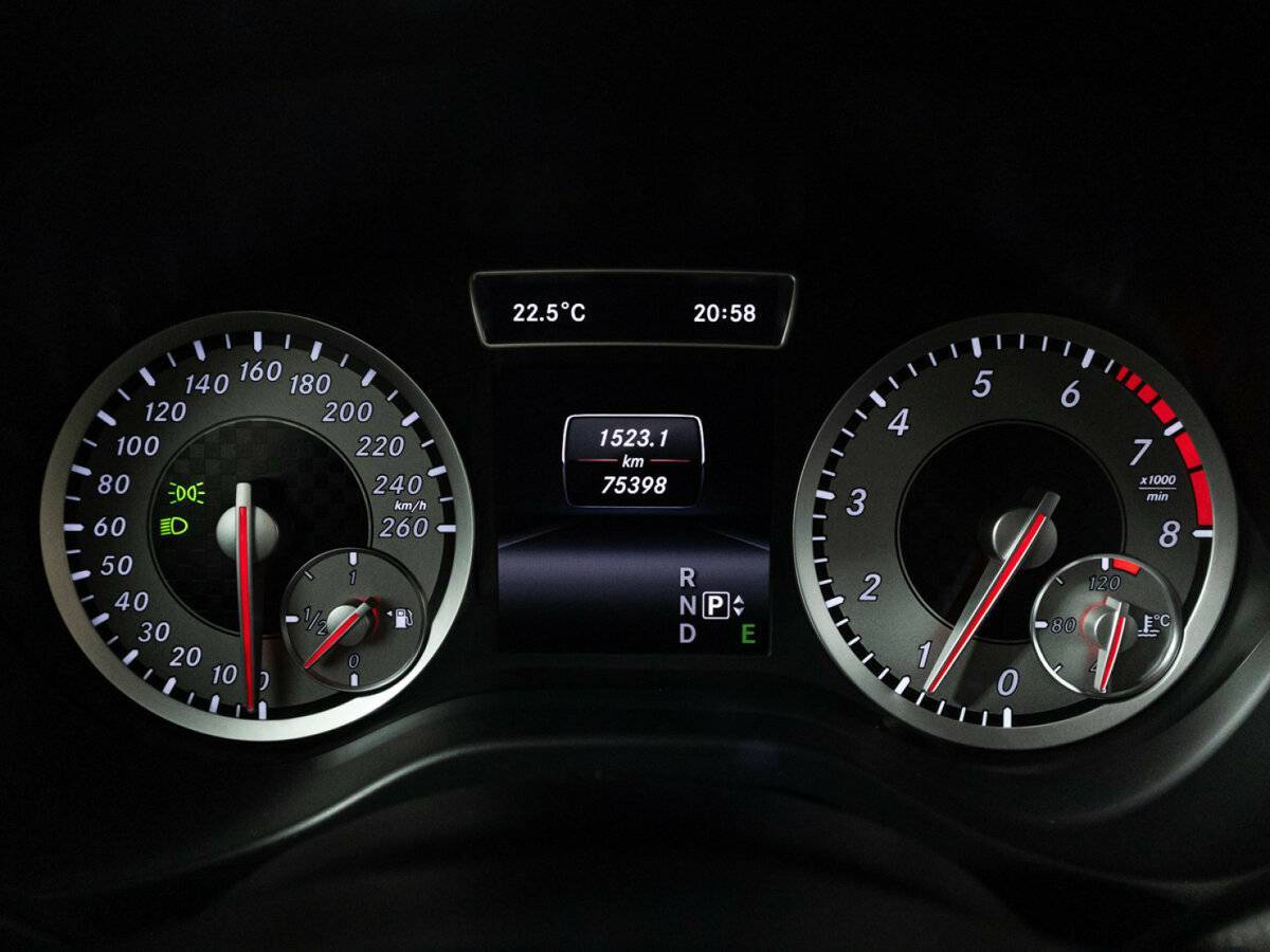 Б/У Мерседес-Бенц А-Класс 2013 года. Фото: #11