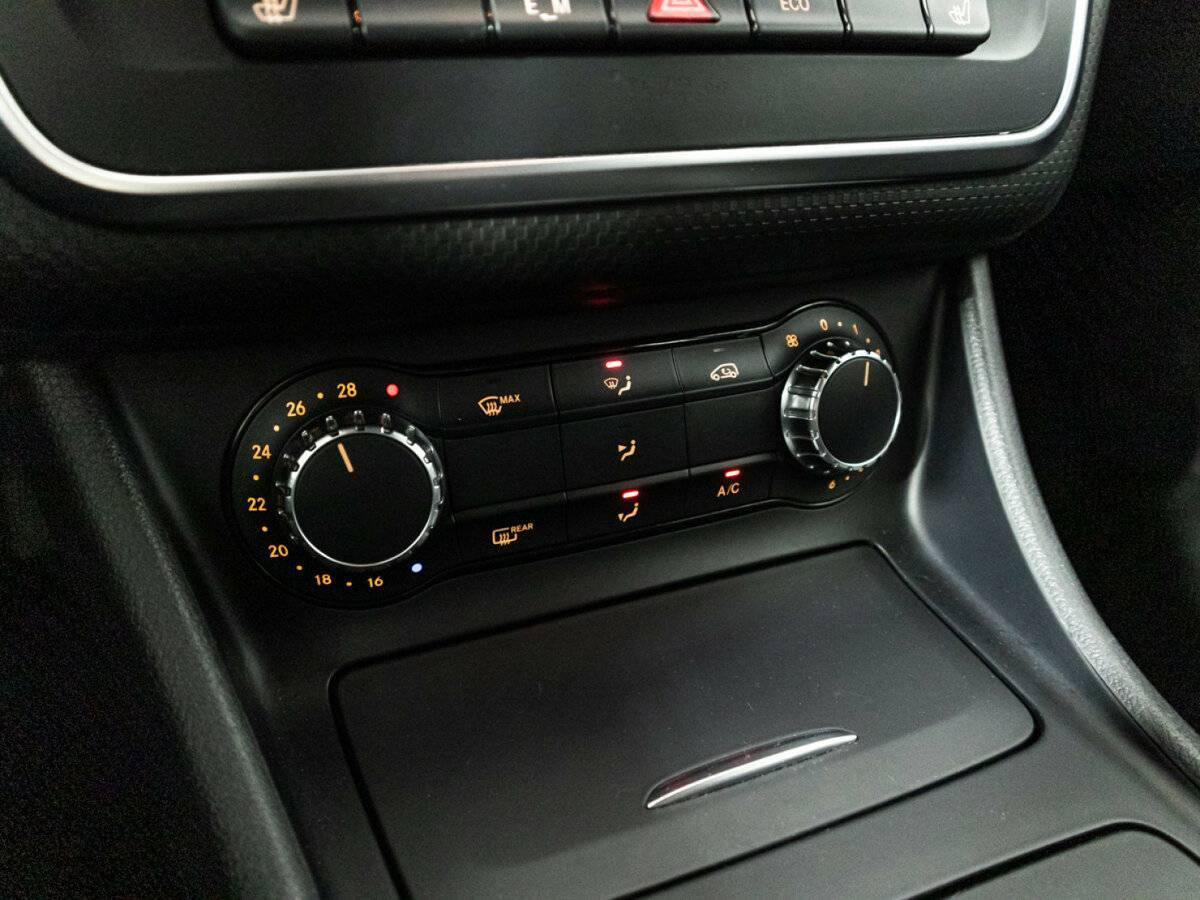 Б/У Мерседес-Бенц А-Класс 2013 года. Фото: #16