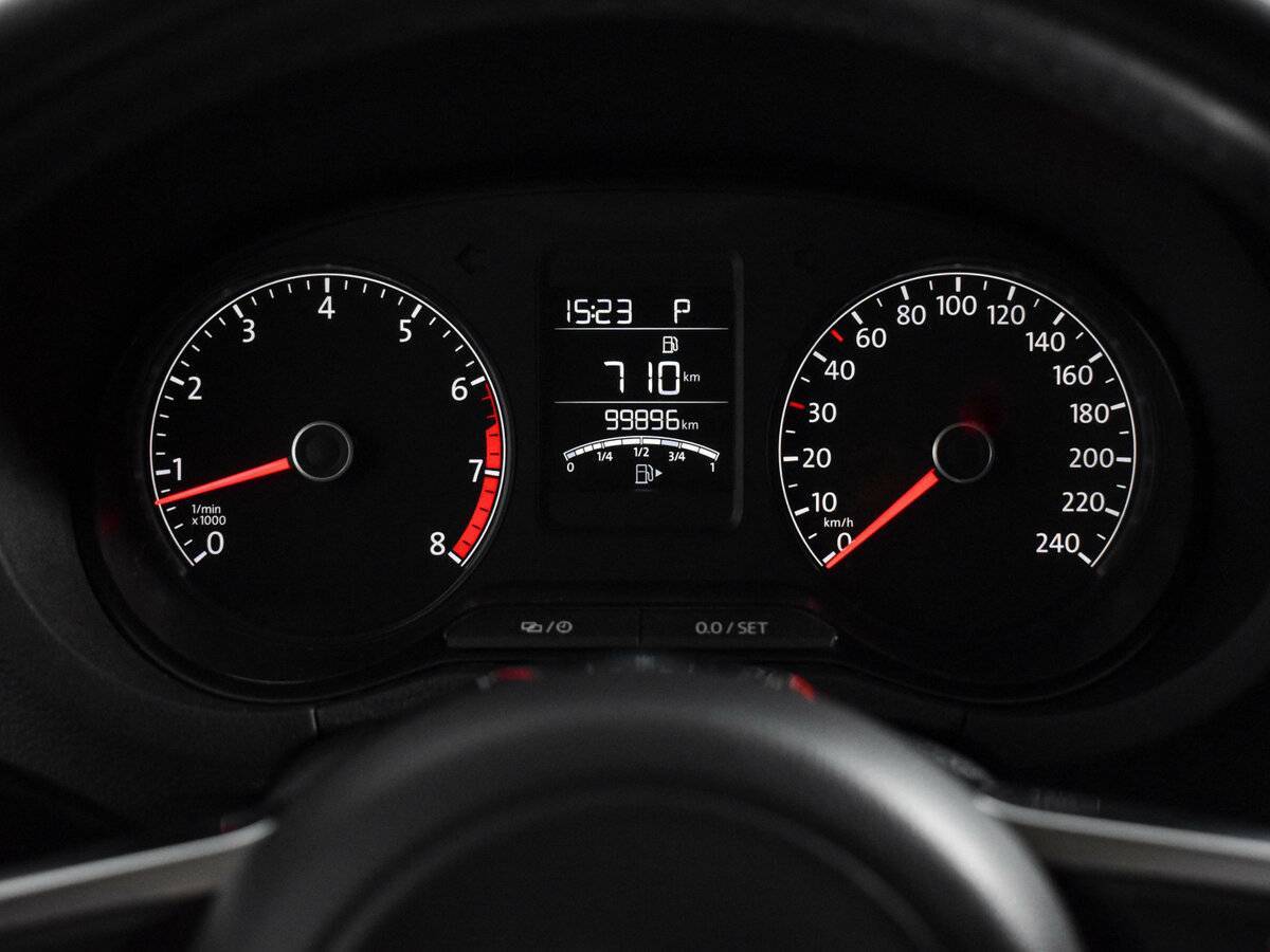 Б/У Фольксваген Поло 2018 года. Фото: #16