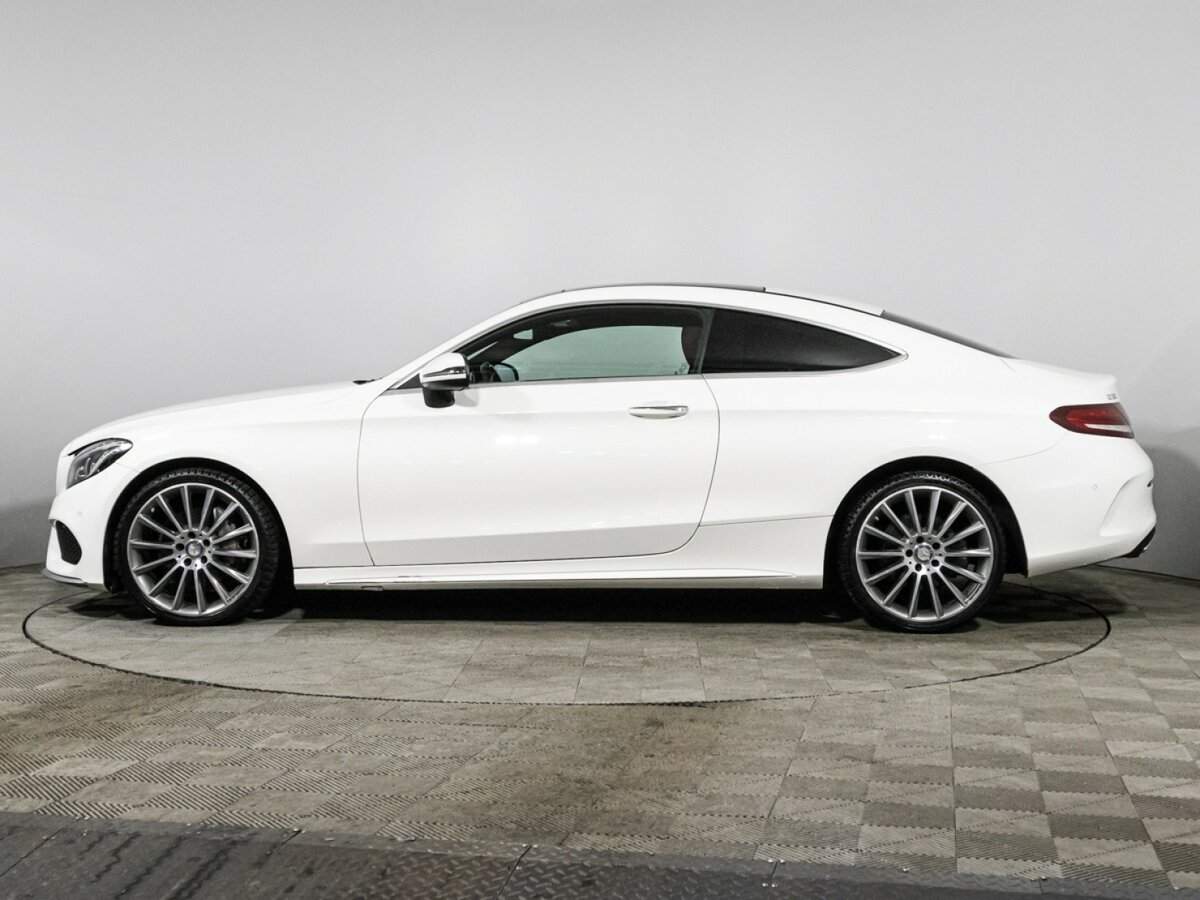 Б/У Мерседес-Бенц Ц-Класс 2016 года. Фото: #7