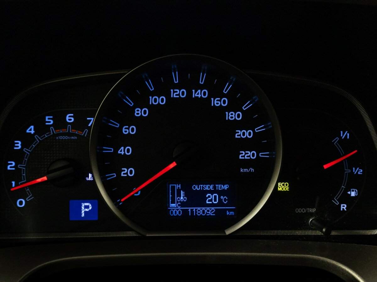 Б/У Тойота Рав4 2015 года. Фото: #11