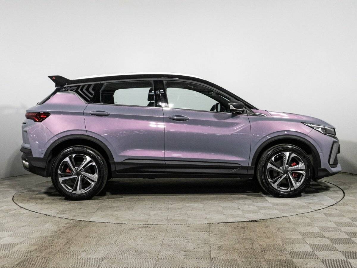 Б/У Джили Кулрэй 2023 года. Фото: #3