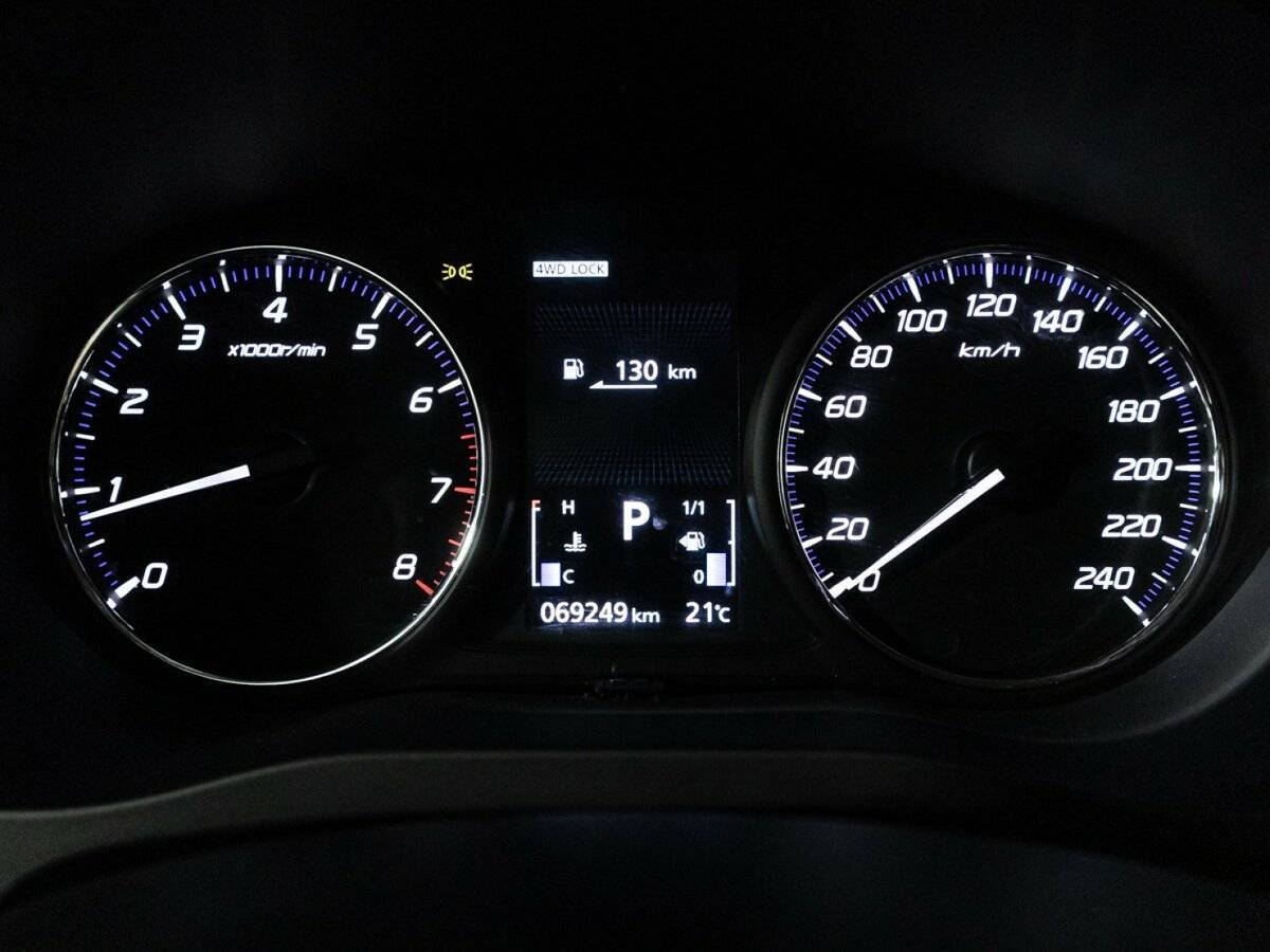 Б/У Митсубиши Оутлэндер 2019 года. Фото: #11