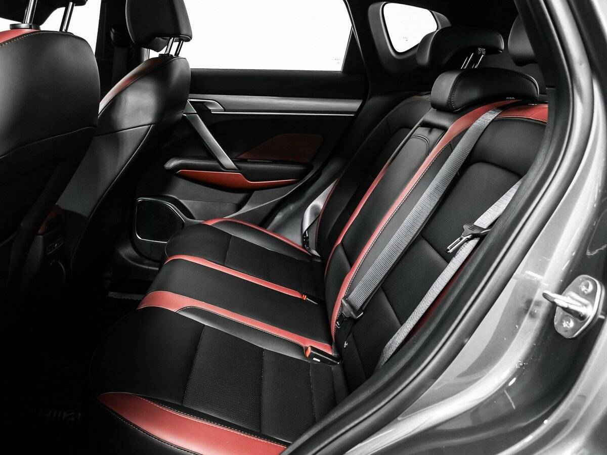 Б/У Джили Кулрэй 2023 года. Фото: #13