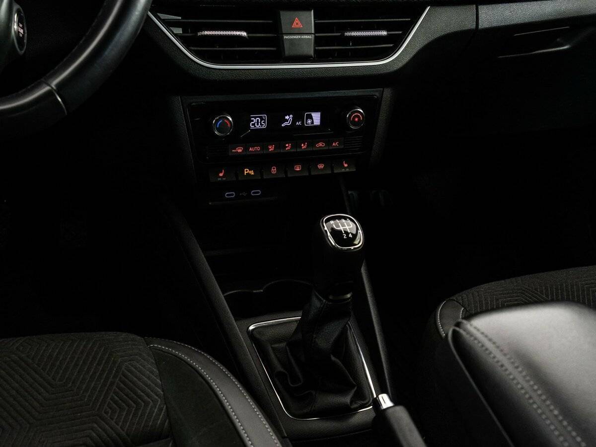 Б/У Фольксваген Поло 2021 года. Фото: #11