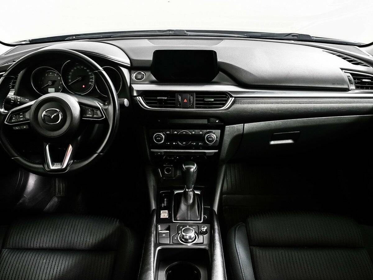 Б/У Мазда 6 2017 года. Фото: #10