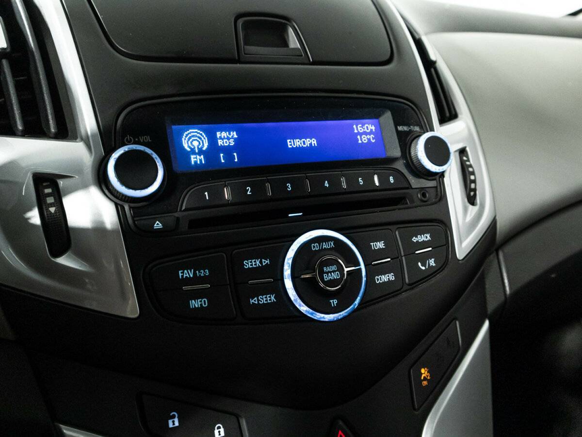 Б/У Шевроле Круз 2015 года. Фото: #15