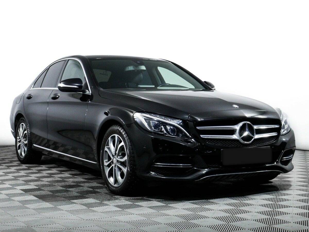 Б/У Мерседес-Бенц Ц-Класс 2015 года. Фото: #2
