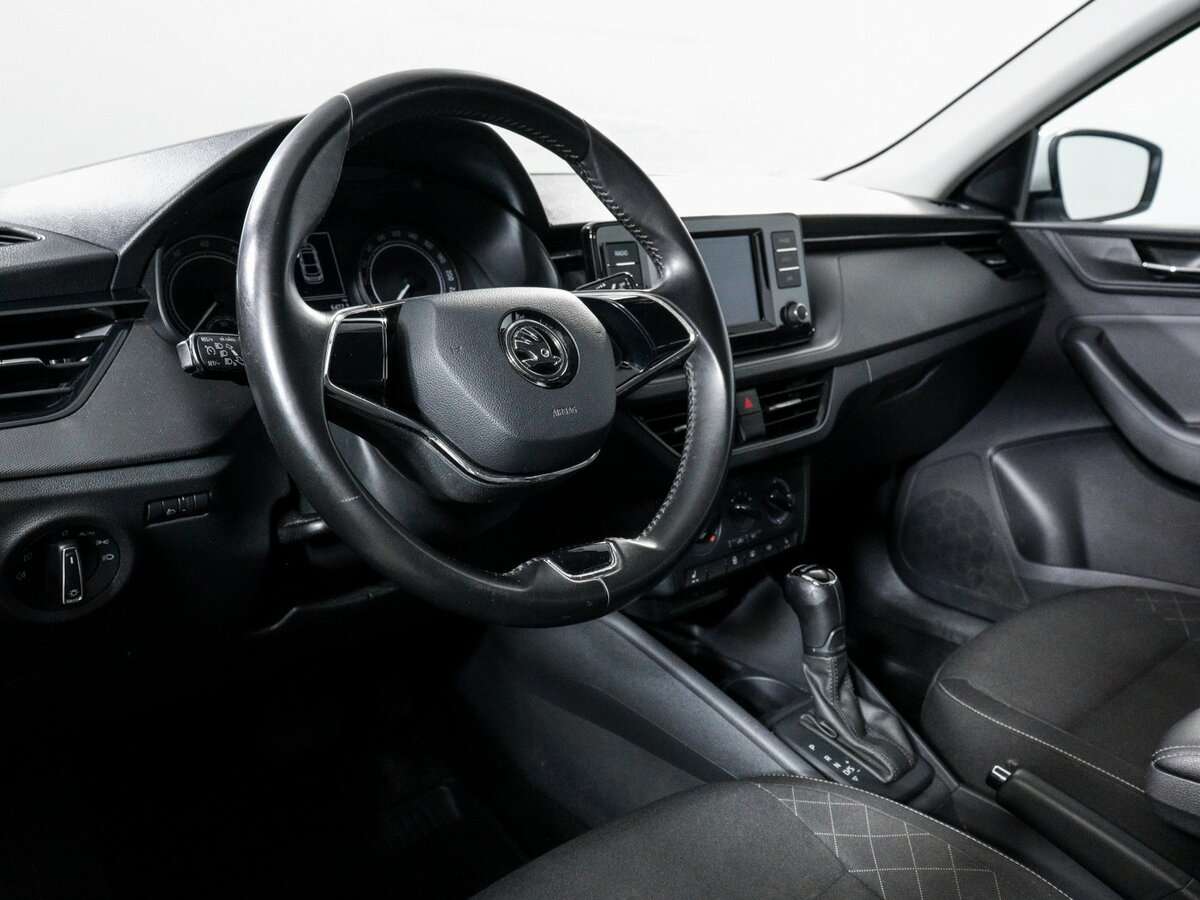 Б/У Шкода Рапид 2021 года. Фото: #13