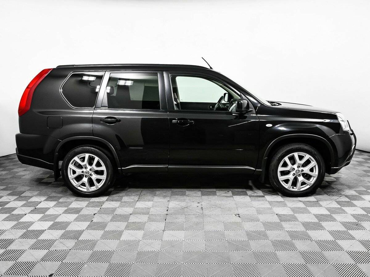 Б/У Ниссан Икс-Трейл 2012 года. Фото: #3