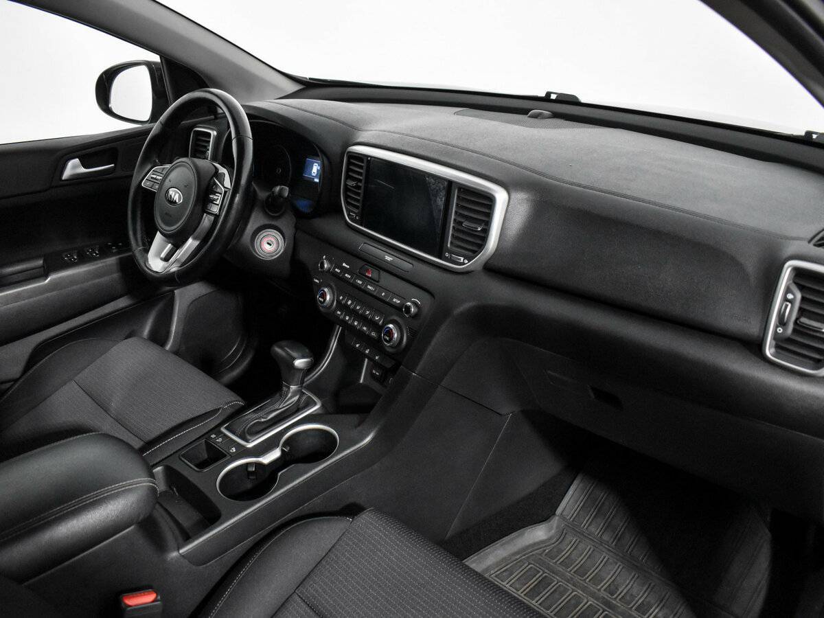 Б/У Киа Спортейдж 2021 года. Фото: #13