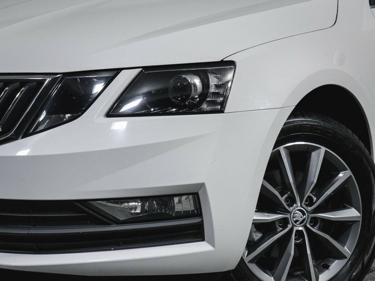 Б/У Шкода Октавия 2023 года. Фото: #13