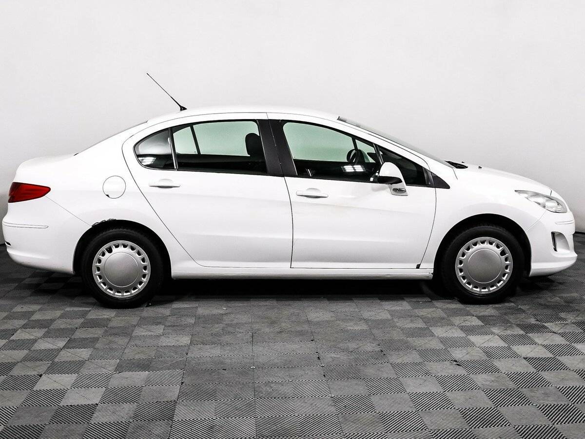 Б/У Пежо 408 2012 года. Фото: #3