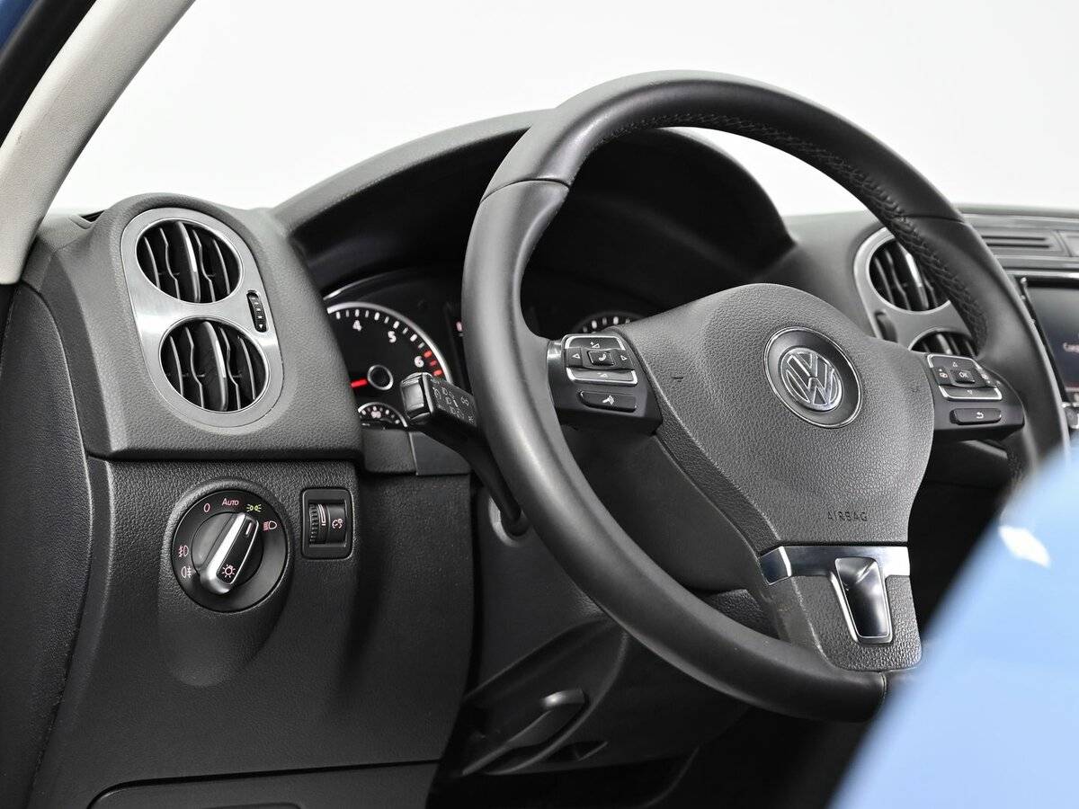 Б/У Фольксваген Тигуан 2012 года. Фото: #8