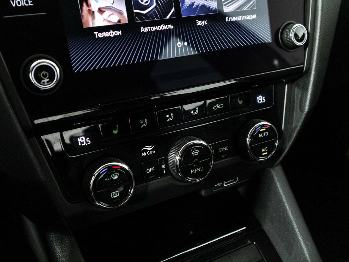 Б/У Шкода Октавия 2019 года. Фото: #17