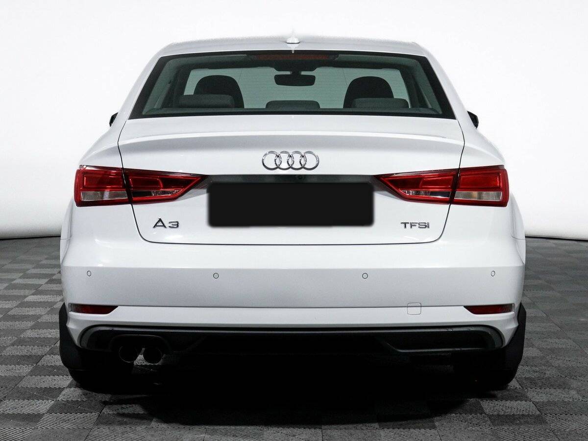 Б/У Ауди А3 2017 года. Фото: #5