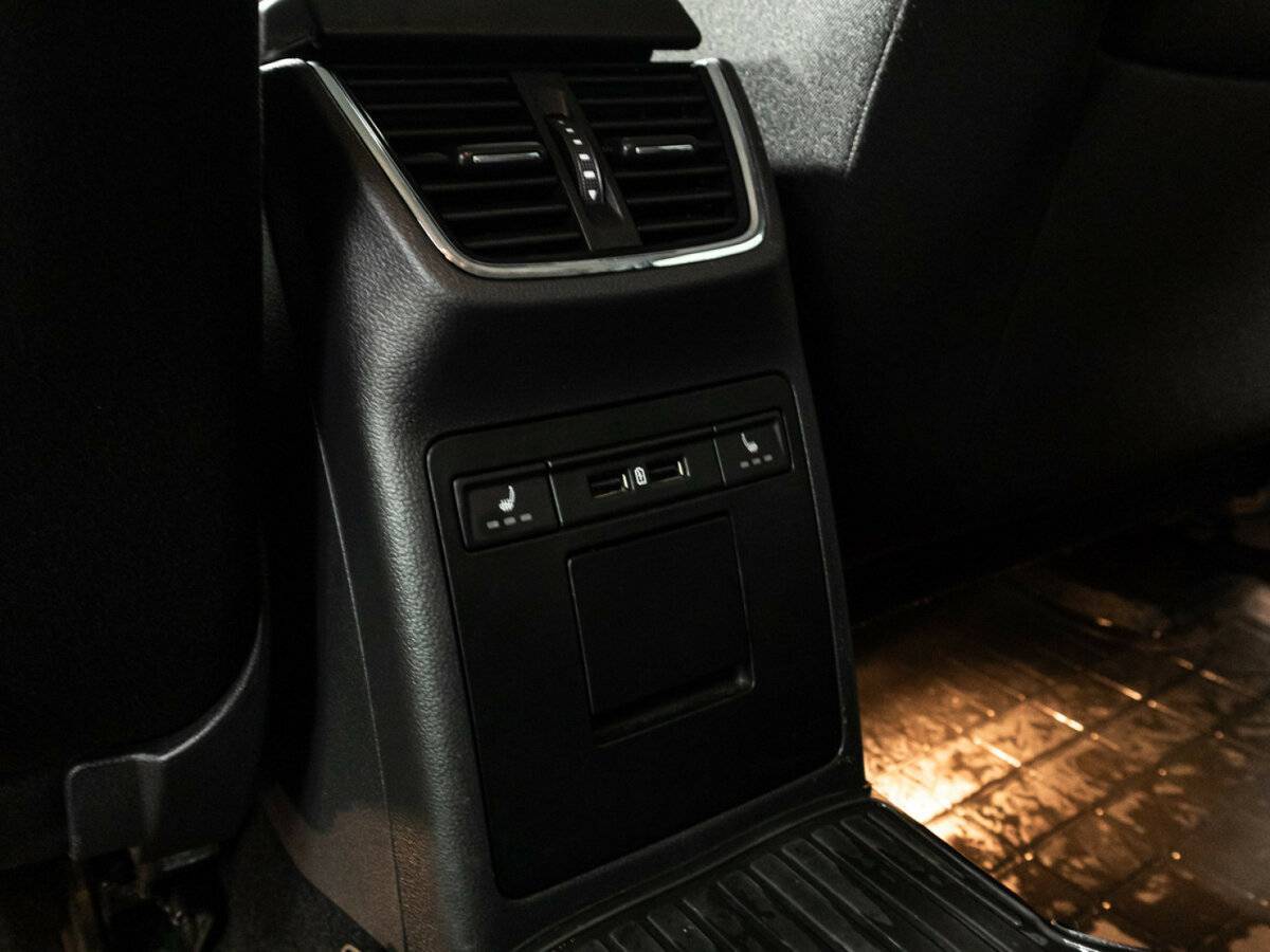 Б/У Шкода Октавия 2018 года. Фото: #18