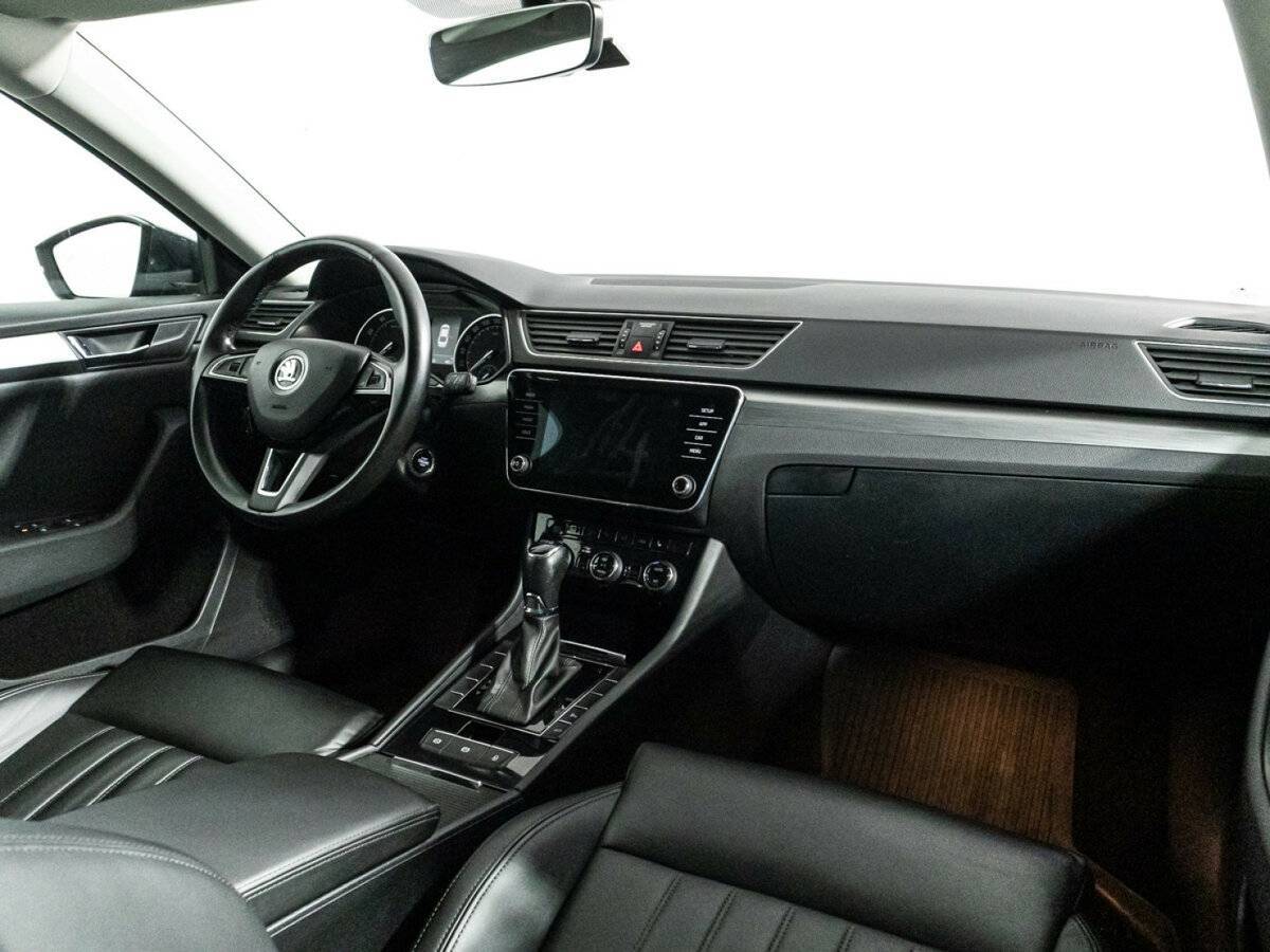 Б/У Шкода Суперб 2018 года. Фото: #8