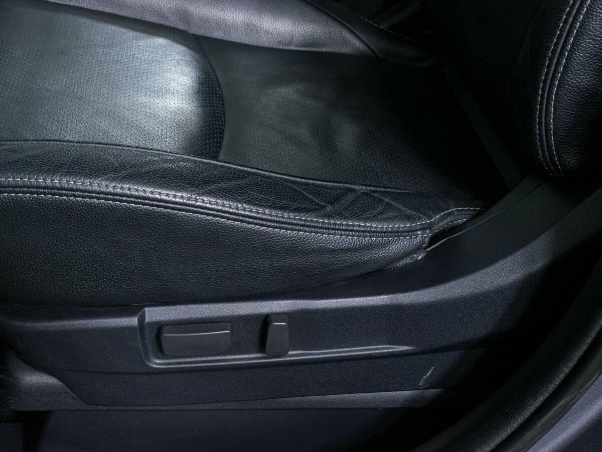 Б/У Митсубиши АС-Икс 2012 года. Фото: #13