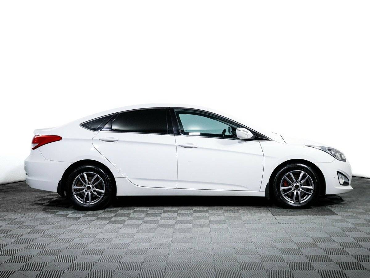 Б/У Хендай ай40 2013 года. Фото: #3