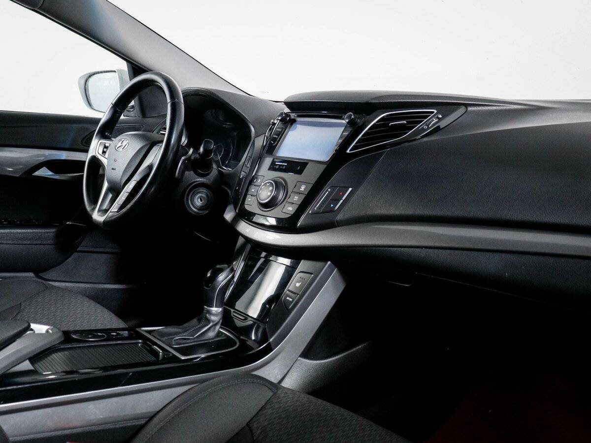 Б/У Хендай ай40 2013 года. Фото: #8