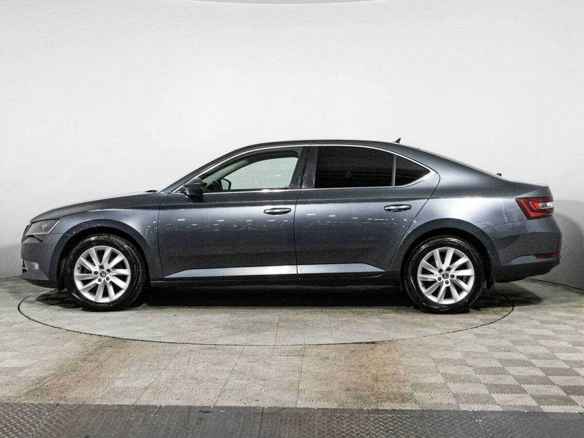 Б/У Шкода Суперб 2018 года. Фото: #7