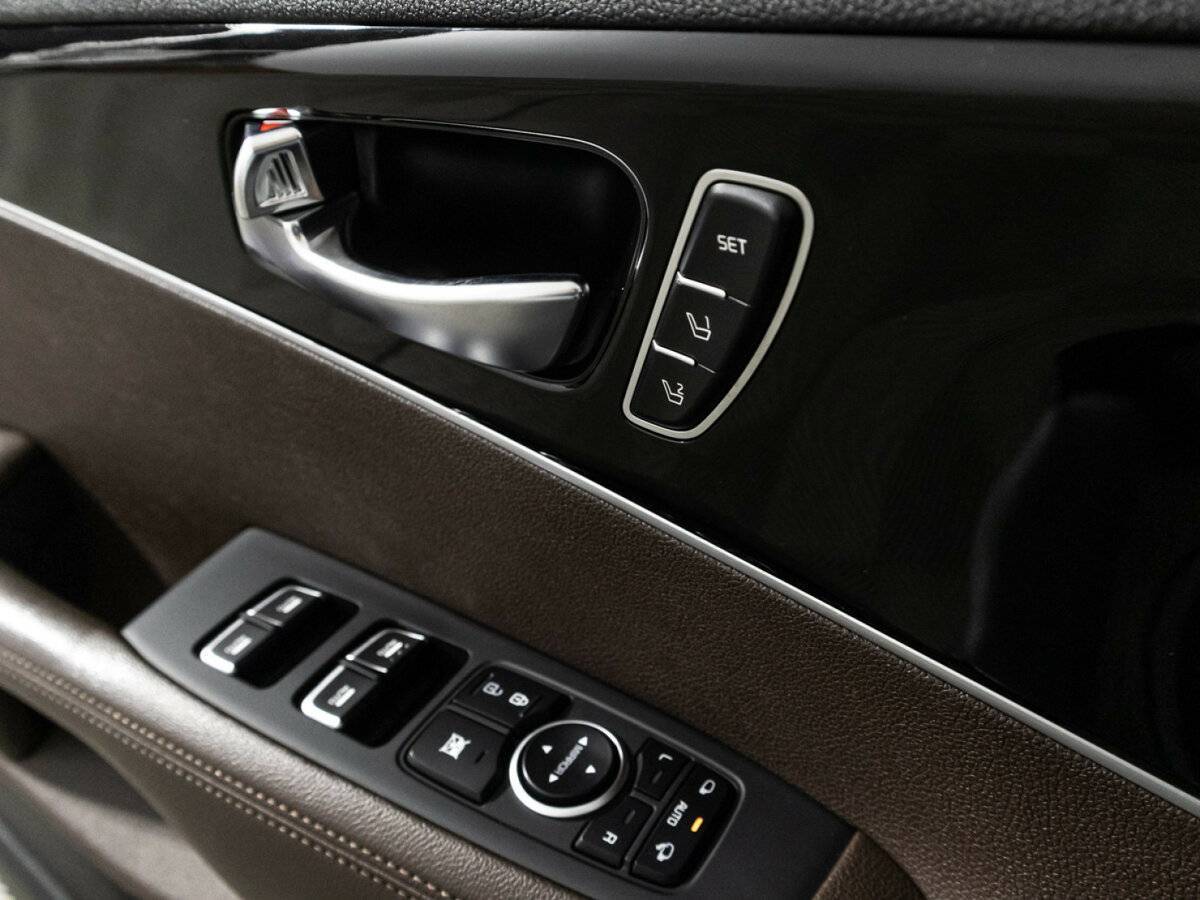 Б/У Киа Соренто 2017 года. Фото: #19